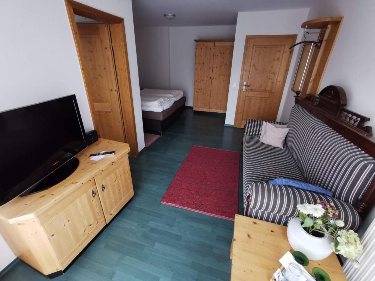 Pension Sankt Urban Зоммерах Экстерьер фото