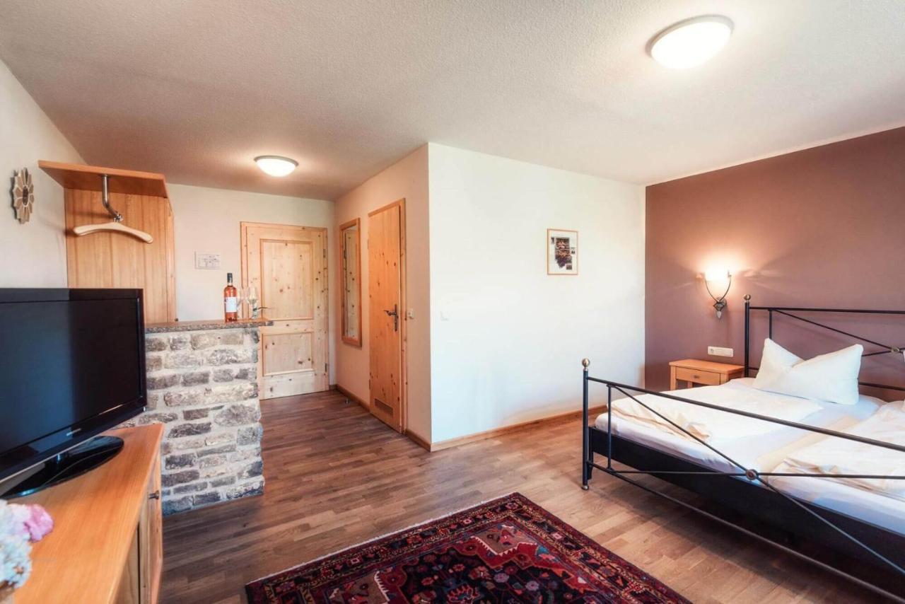 Pension Sankt Urban Зоммерах Экстерьер фото