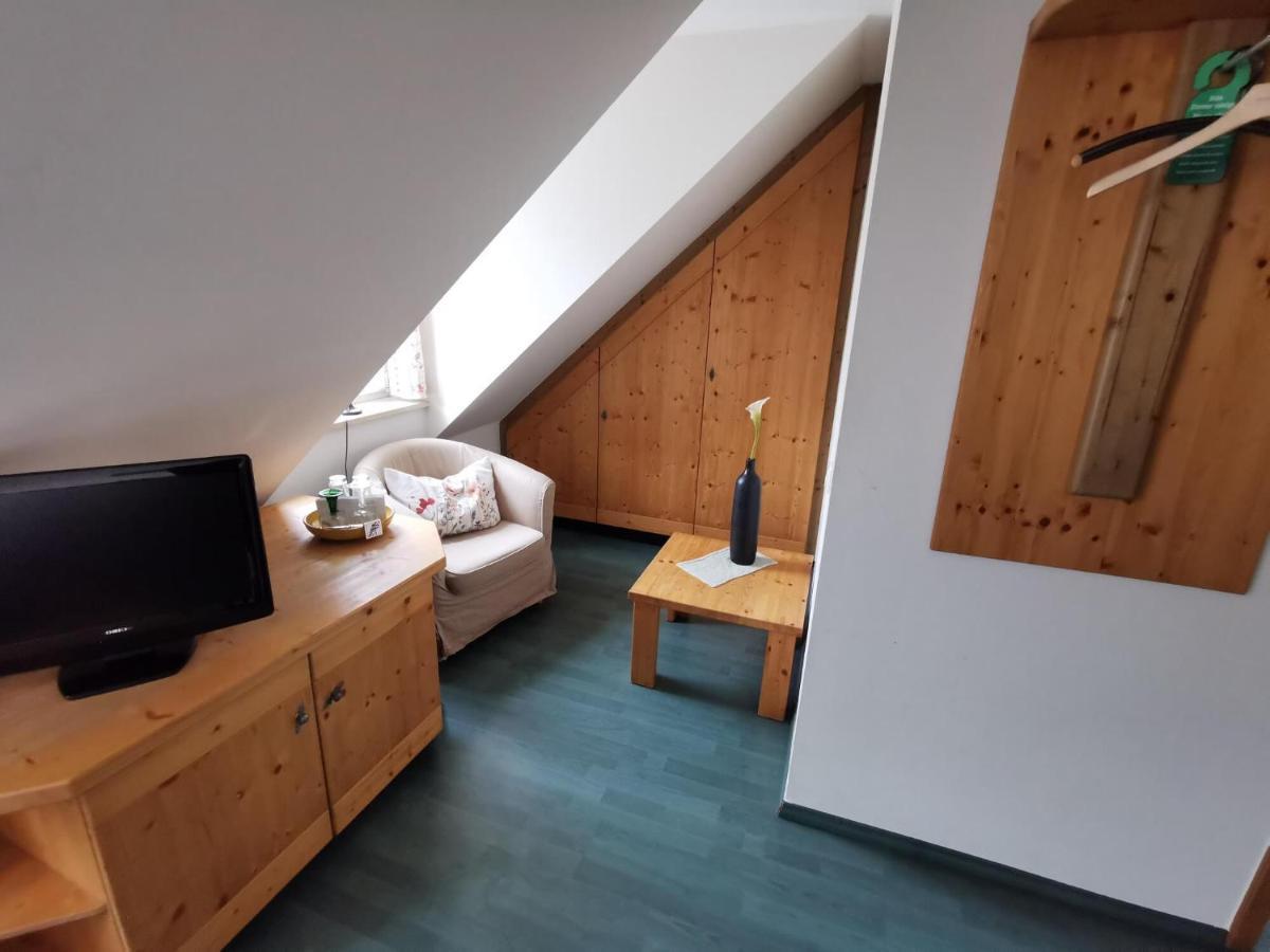 Pension Sankt Urban Зоммерах Экстерьер фото